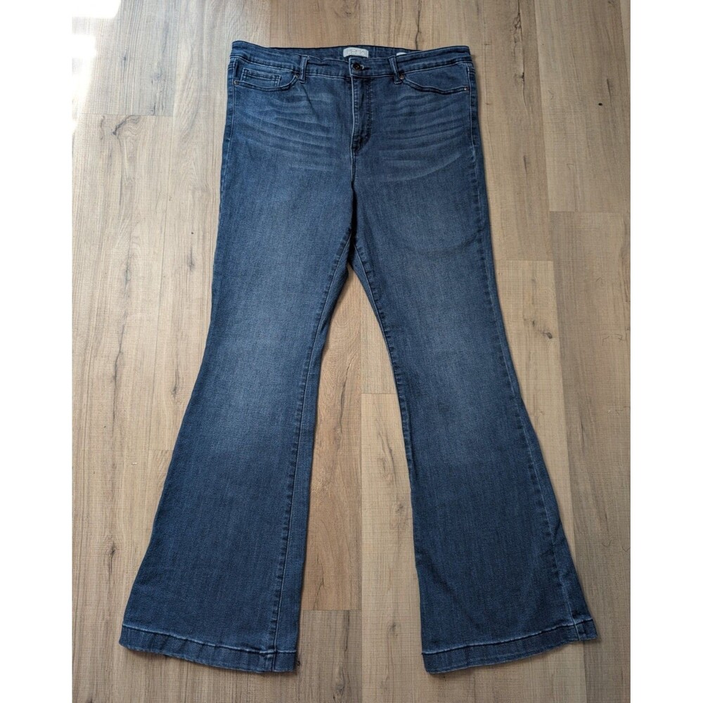 Sofia Vergara Size 16 Melisa Flare Jeans Dark Wash Jeans Stretch Hi-Rise Retro